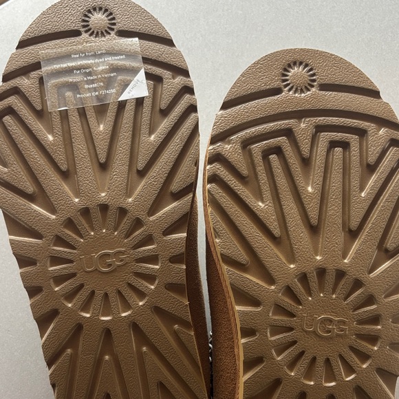 UGG Women's Chestnut/Tan Suede Shearling Slip-On Slippers - Picture 3 of 4